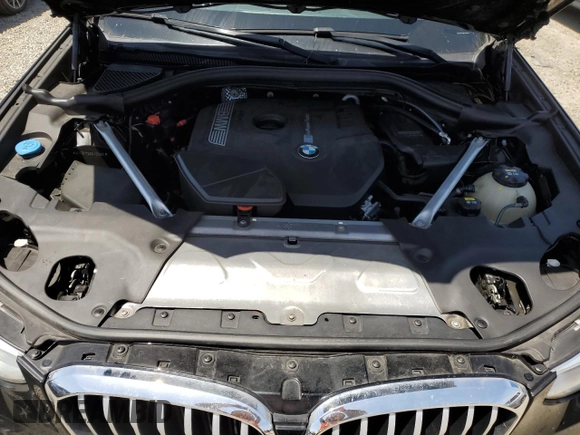 2019 BMW X3 sDrive30i z VIN 5UXTR7C50KLF25890, wystawiony jako Copart lot #56860855 z przebiegiem 142 832 mil mil oraz Szkoda całkowita • Salvage title. Historia ofert i sprzedaży dostępna na DreamBid. Obrazek 12.