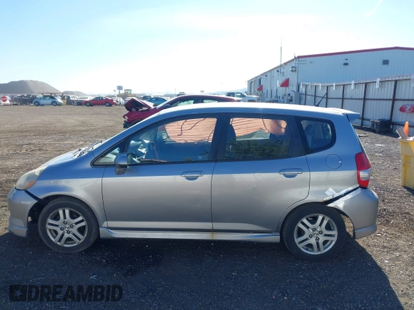 2007 Honda Fit Sport with VIN JHMGD37657S055233, listed as a IAAI auction lot 42194843 with 190,715 mi miles and . Bid and sale history available at DreamBid. Image 15.