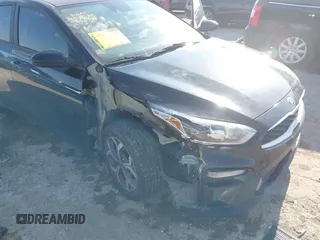 2021 Kia Forte LXS с VIN 3KPF24ADXME355848, выставлен на аукционе IAAI как лот 42248749 с пробегом 52 698 миль миль и . История ставок и продаж доступна на DreamBid. Изображение 6.