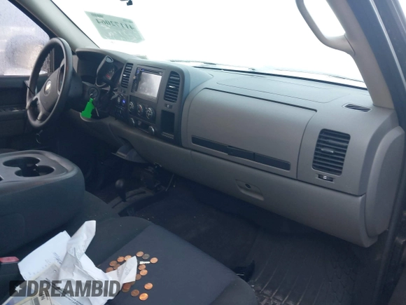 2010 Chevrolet Silverado 1500 LS with VIN 3GCRKREA9AG151200, listed as a IAAI auction lot 41172064 with 113,662 mi miles. Bid and sale history available at carsss.com. Image 5.