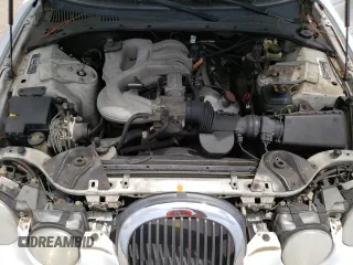 2000 Jaguar S-Type V6 z VIN SAJDA01C0YFL51640, wystawiony jako Copart lot #48708915 z przebiegiem 186 034 mil mil oraz Nie do naprawy • Non repairable. Historia ofert i sprzedaży dostępna na DreamBid. Obrazek 11.