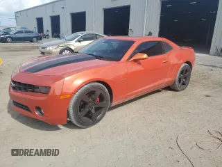 2010 Chevrolet Camaro 2LT z VIN 2G1FC1EV1A9200154, wystawiony jako Copart lot #59173265 z przebiegiem 208 136 mil mil oraz Czysty tytuł • Clean title. Historia ofert i sprzedaży dostępna na DreamBid. Obrazek 1.