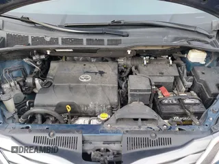2011 Toyota Sienna XLE AAS with VIN 5TDYK3DCXBS113103, listed as a IAAI auction lot 41505972 with 170,919 mi miles and . Bid and sale history available at DreamBid. Image 10.