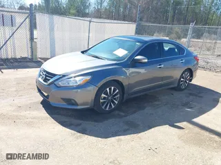 2017 Nissan Altima 2.5 SV with VIN 1N4AL3AP4HC136995, listed as a IAAI auction lot 41580400 with 92,799 mi miles. Bid and sale history available at carsss.com. Image 22.