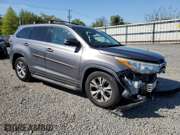 2016 Toyota Highlander LE z VIN 5TDBKRFH0GS312766, wystawiony jako Copart lot #54972915 z przebiegiem 86 922 mil mil oraz Szkoda całkowita • Salvage title. Historia ofert i sprzedaży dostępna na DreamBid. Obrazek 4.