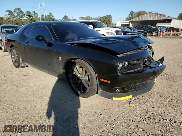 2023 Dodge Challenger R/T Scat Pack Widebody z VIN 2C3CDZFJ2PH694397, wystawiony jako Copart lot #85464614 z przebiegiem 15 843 mil mil oraz Szkoda całkowita • Salvage title. Historia ofert i sprzedaży dostępna na DreamBid. Obrazek 10.