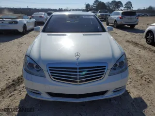 2010 Mercedes-Benz S-Class S 550 with VIN WDDNG7BBXAA297031, listed as a Copart auction lot 87528915 with 0 mi miles and Salvage Title. Bid and sale history available at carsss.com. Image 5.