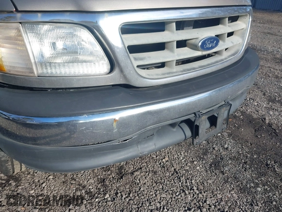 2001 Ford F-150 XL with VIN 1FTPF17L61NC01103, listed as a IAAI auction lot 41586637 with 194,689 mi miles and . Bid and sale history available at DreamBid. Image 6.