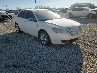 2011 Lincoln MKZ Hybrid with VIN 3LNDL2L31BR773410, listed as a Copart auction lot 88013355 with 145,563 mi miles and Salvage Title. Bid and sale history available at carsss.com. Image 10.
