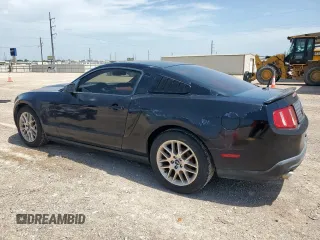 2012 Ford Mustang Premium z VIN 1ZVBP8AM6C5246219, wystawiony jako Copart lot #61443795 z przebiegiem 98 794 mil mil oraz Szkoda całkowita • Salvage title. Historia ofert i sprzedaży dostępna na DreamBid. Obrazek 2.
