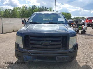 2009 Ford F-150 XL z VIN 1FTPW14V49KA00383, wystawiony jako IAAI lot #41975935 z przebiegiem 117 400 mil mil oraz . Historia ofert i sprzedaży dostępna na DreamBid. Obrazek 13.