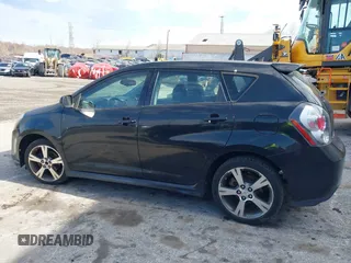 2009 Pontiac Vibe GT with VIN 5Y2SR67019Z417899, listed as a IAAI auction lot 41814115 with 122,018 mi miles. Bid and sale history available at carsss.com. Image 15.