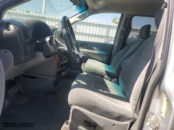2007 Chrysler Town & Country LWB LX with VIN 2A4GP44R57R339793, listed as a Copart auction lot 71032054 with 181,828 mi miles and Salvage Title. Bid and sale history available at carsss.com. Image 7.
