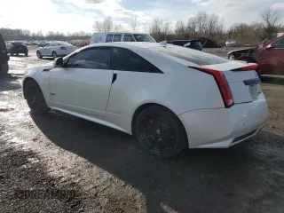 2013 Cadillac CTS-V z VIN 1G6DV1EP1D0133132, wystawiony jako Copart lot #85289884 z przebiegiem 37 093 mil mil oraz Szkody całkowita. Historia ofert i sprzedaży dostępna na DreamBid. Obrazek 2.