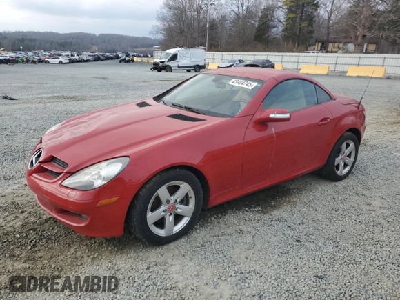 2008 Mercedes-Benz SLK-Class 3.0L with VIN WDBWK54F68F187946, listed as a Copart auction lot 43484745 with 104,011 mi miles and Salvage Title. Bid and sale history available at carsss.com. Image 1.