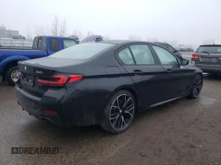 2022 BMW 5 Series 530i xDrive with VIN WBA13BJ07NCK90049, listed as a Copart auction lot 84477194 with 33,007 mi miles and Salvage Title. Bid and sale history available at carsss.com. Image 3.