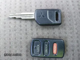 2000 Mitsubishi Montero LS z VIN JA4LS31H2YP027291, wystawiony jako IAAI lot #42519886 z przebiegiem 249 915 mil mil oraz . Historia ofert i sprzedaży dostępna na DreamBid. Obrazek 11.