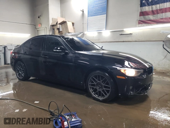 2013 BMW 3 Series 328i xDrive with VIN WBA3B5G56DNP40468, listed as a Copart auction lot 46637105 with 95,476 mi miles and Clean Title. Bid and sale history available at carsss.com. Image 4.