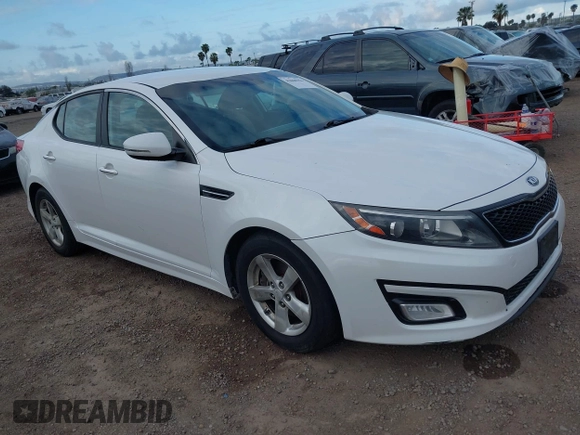 2015 Kia Optima LX with VIN KNAGM4A77F5622299, listed as a IAAI auction lot 42068196 with 200,908 mi miles. Bid and sale history available at carsss.com. Image 1.