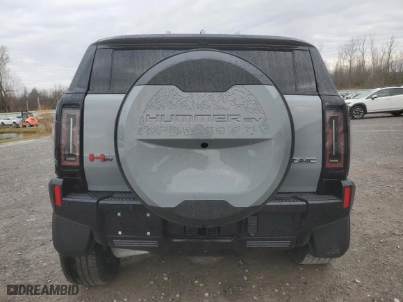 2024 GMC HUMMER EV SUV 2X with VIN 1GKB0NDE8RU103804, listed as a Copart auction lot 81366274 with NaN miles and Salvage Title. Bid and sale history available at carsss.com. Image 6.