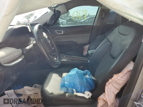 2022 Jeep Compass Latitude with VIN 3C4NJDBB7NT209884, listed as a Copart auction lot 50119865 with Not Provided miles and Salvage Title. Bid and sale history available at DreamBid. Image 7.