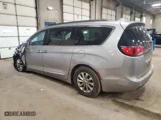 2017 Chrysler Pacifica Touring-L with VIN 2C4RC1BG7HR543877, listed as a Copart auction lot 46638155 with NaN miles and Salvage Title. Bid and sale history available at carsss.com. Image 2.