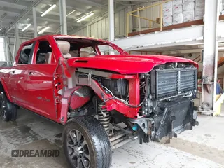 2022 Ram 2500 Longhorn z VIN 3C6UR5GL2NG130702, wystawiony jako IAAI lot #42001500 z przebiegiem 69 246 mil mil oraz . Historia ofert i sprzedaży dostępna na DreamBid. Obrazek 6.