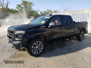 2021 Chevrolet Silverado 1500 RST with VIN 3GCUYEEDXMG453708, listed as a Copart auction lot 70710004 with Not Provided miles and Salvage Title. Bid and sale history available at carsss.com. Image 1.