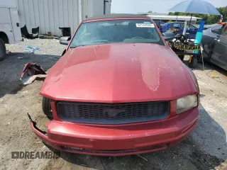 2007 Ford Mustang Deluxe with VIN 1ZVFT84N275255121, listed as a Copart auction lot 62544695 with 201,917 mi miles and Clean title. Bid and sale history available at DreamBid. Image 5.