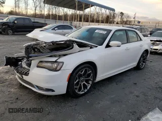 2016 Chrysler 300 with VIN 2C3CCABT4GH295776, listed as a Copart auction lot 45301425 with 120,520 mi miles and Salvage Title. Bid and sale history available at carsss.com. Image 1.
