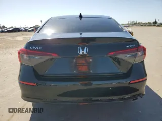 2024 Honda Civic Sport z VIN 2HGFE2F58RH529913, wystawiony jako Copart lot #52530315 z przebiegiem Nie podano mil oraz Szkoda całkowita • Salvage title. Historia ofert i sprzedaży dostępna na DreamBid. Obrazek 6.