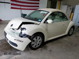 2009 Volkswagen Beetle S with VIN 3VWRG31Y39M402031, listed as a Copart auction lot 57285455 with 101,220 mi miles and Salvage title. Bid and sale history available at DreamBid. Image 1.