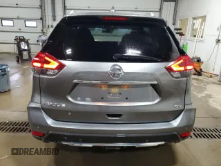 2020 Nissan Rogue SV z VIN JN8AT2MT0LW009007, wystawiony jako Copart lot #60568345 z przebiegiem 88 330 mil mil oraz Czysty tytuł • Clean title. Historia ofert i sprzedaży dostępna na DreamBid. Obrazek 6.