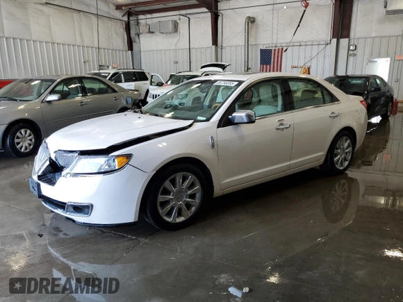2010 Lincoln MKZ with VIN 3LNHL2JC1AR752317, listed as a Copart auction lot 56758355 with 214,604 mi miles and Non repairable. Bid and sale history available at DreamBid. Image 1.