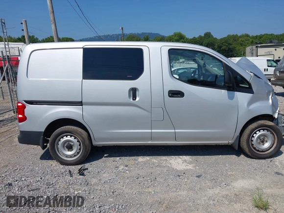 2019 Nissan NV200 Compact Cargo S with VIN 3N6CM0KNXKK699172, listed as a IAAI auction lot 40029579 with 143,429 mi miles. Bid and sale history available at carsss.com. Image 13.
