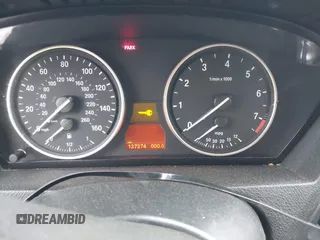 2009 BMW X5 30i with VIN 5UXFE43559L274508, listed as a IAAI auction lot 42123256 with 137,374 mi miles. Bid and sale history available at carsss.com. Image 7.