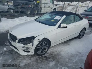 2015 Mercedes-Benz E-Class E 400 with VIN WDDKK6FF4FF294936, listed as a IAAI auction lot 41576695 with NaN miles. Bid and sale history available at carsss.com. Image 18.