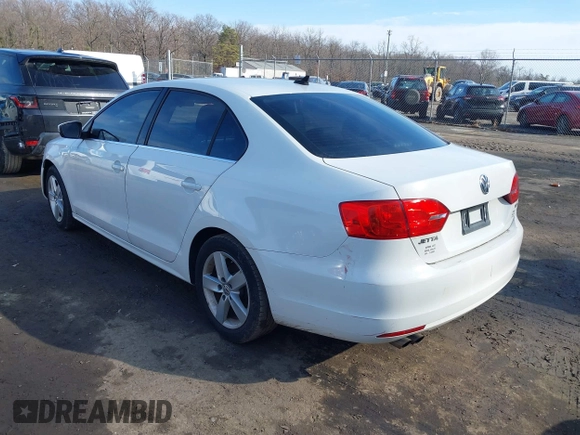 2014 Volkswagen Jetta TDI w/Premium/Nav with VIN 3VWLL7AJ0EM281741, listed as a IAAI auction lot 41508560 with 148,000 mi miles and . Bid and sale history available at DreamBid. Image 3.
