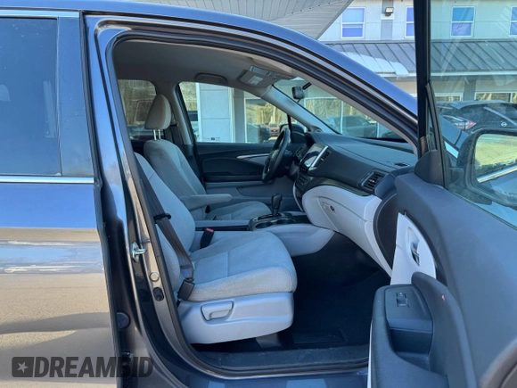 2017 Honda Pilot EX with VIN 5FNYF6H32HB005734, listed as a Copart auction lot 43256325 with 192,849 mi miles and Clean Title. Bid and sale history available at DreamBid. Image 5.