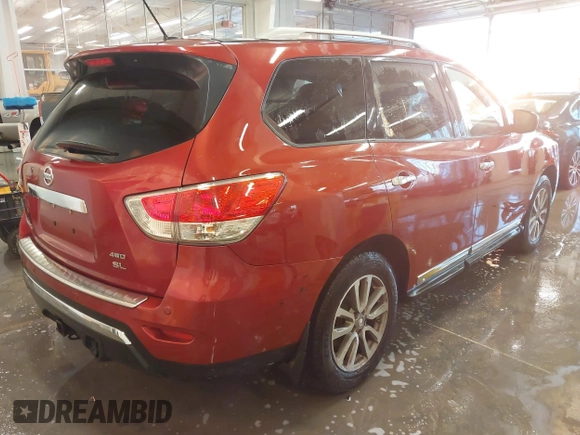 2016 Nissan Pathfinder Platinum z VIN 5N1AR2MM1GC617754, wystawiony jako IAAI lot #41387899 z przebiegiem 105 936 mil mil oraz . Historia ofert i sprzedaży dostępna na DreamBid. Obrazek 4.