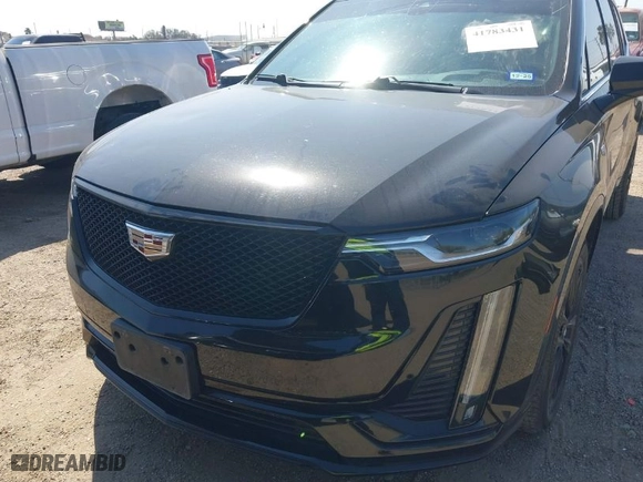 2021 Cadillac XT6 Premium Luxury with VIN 1GYKPCRS9MZ221232, listed as a IAAI auction lot 41783431 with 69,367 mi miles. Bid and sale history available at carsss.com. Image 13.