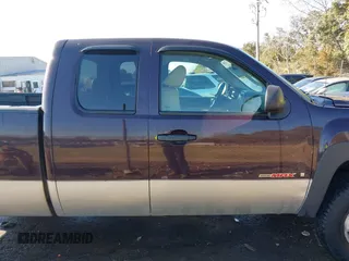 2008 Chevrolet Silverado 1500 with VIN 2GCFK19Y081135708, listed as a IAAI auction lot 41305057 with 206,468 mi miles and . Bid and sale history available at DreamBid. Image 13.