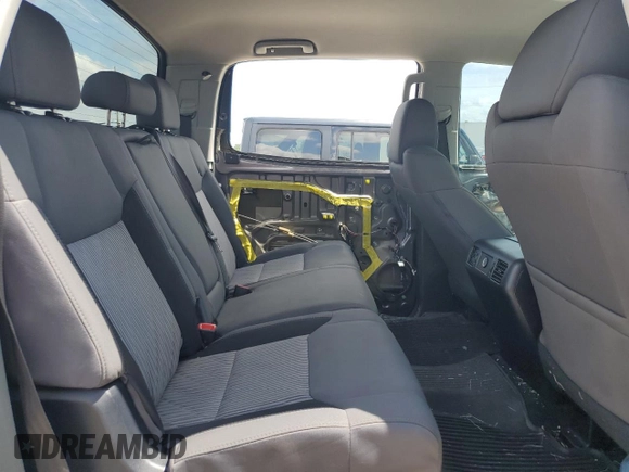 2017 Toyota Tundra 2WD SR5 with VIN 5TFEM5F14HX111824, listed as a Copart auction lot 62555184 with 112,185 mi miles and Salvage Title. Bid and sale history available at carsss.com. Image 10.