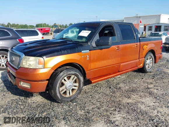 2005 Ford F-150 XLT z VIN 1FTPW12565KB99210, wystawiony jako IAAI lot #42177600 z przebiegiem 95 065 mil mil oraz . Historia ofert i sprzedaży dostępna na DreamBid. Obrazek 2.