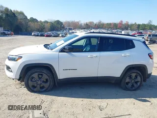 2022 Jeep Compass Latitude Lux с VIN 3C4NJDFB6NT130538, выставлен на аукционе IAAI как лот 40986974 с пробегом 36 237 миль миль и . История ставок и продаж доступна на DreamBid. Изображение 14.