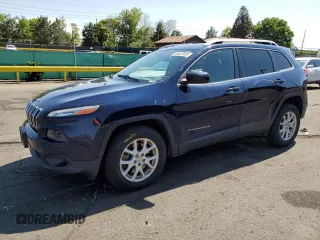 2016 Jeep Cherokee Latitude with VIN 1C4PJMCS1GW304073, listed as a Copart auction lot 60467055 with 74,826 mi miles and Salvage title. Bid and sale history available at DreamBid. Image 1.