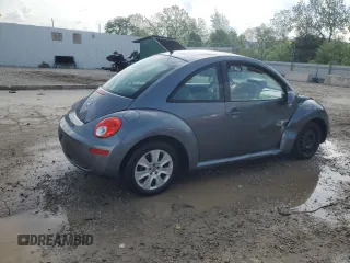 2008 Volkswagen Beetle S z VIN 3VWRW31C98M501653, wystawiony jako Copart lot #55270815 z przebiegiem 137 318 mil mil oraz Nie do naprawy • Non repairable. Historia ofert i sprzedaży dostępna na DreamBid. Obrazek 3.