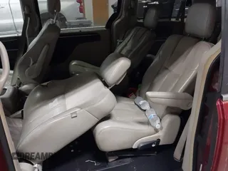 2011 Chrysler Town & Country Limited with VIN 2A4RR6DG6BR610723, listed as a IAAI auction lot 41618665 with 165,993 mi miles. Bid and sale history available at carsss.com. Image 8.
