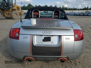 2002 Audi TT with VIN TRUUT28N921010372, listed as a Copart auction lot 71538044 with 201,791 mi miles and Salvage Title. Bid and sale history available at carsss.com. Image 6.