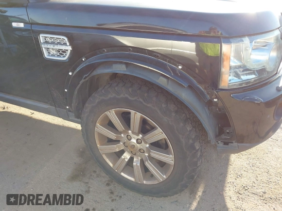 2010 Land Rover LR4 HSE with VIN SALAM2D44AA513547, listed as a IAAI auction lot 42000651 with 175,296 mi miles and . Bid and sale history available at DreamBid. Image 6.